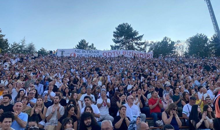 ODTÜ’lülerden protestolu mezuniyet: Törende yeni rektör yuhalandı!