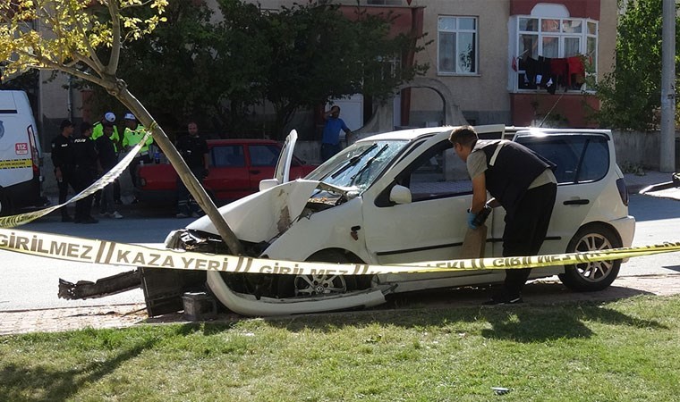 Konya'da feci kaza: 2 ölü, 3 yaralı