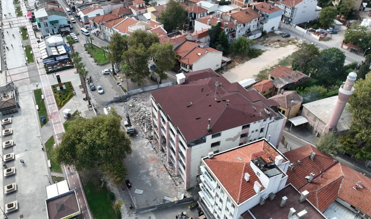 50 yıllık belediye binası yıkılıyor: Yeni tasarım 'yarışma' ile belli olacak