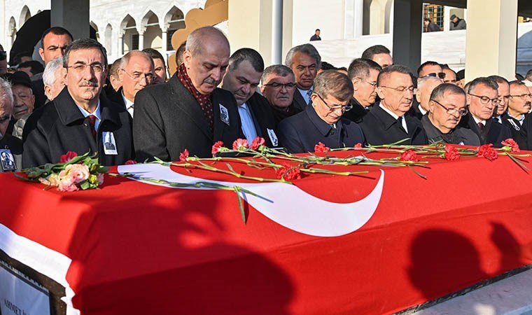 Eski AKP Milletvekili Ahmet İyimaya, son yolculuğuna uğurlandı