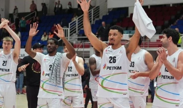 Aliağa Petkimspor, Yalovaspor Basketbol'u 28 farkla yendi