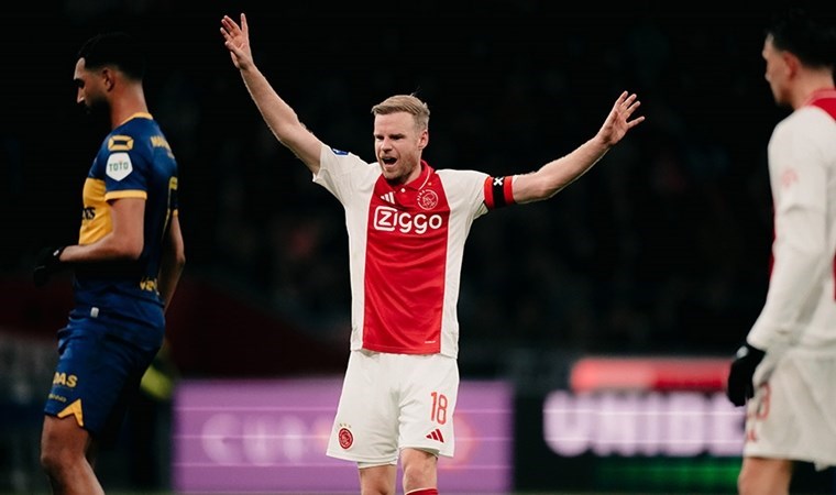 Ajax, evinde Waalwijk'e geçit vermedi