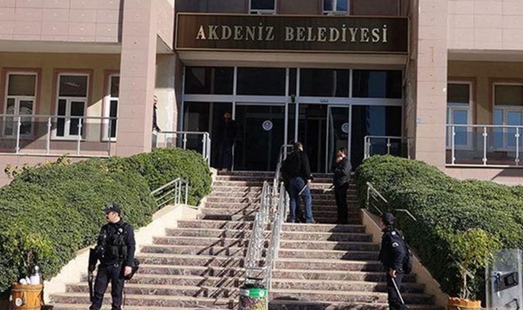 Tuncer Bakırhan ve Tülay Hatimoğulları'ndan kayyum açıklaması: 'Demokrasiye darbe!'