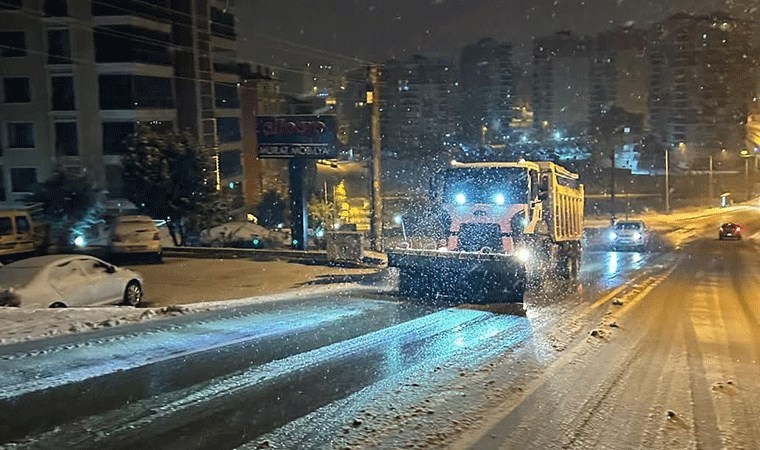 Edirne'de kar yağışı nedeniyle eğitime ara verildi