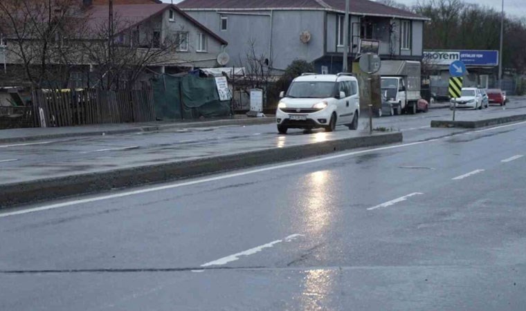 İstanbul'da o caddede yaşanan kazalar için çözüm bekleniyor