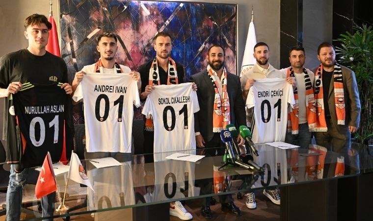 Adanaspor, 4 futbolcuyla sözleşme imzaladı