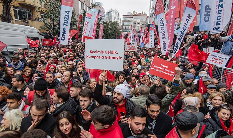 CHP’den demokrasi ve dayanışma mesajı