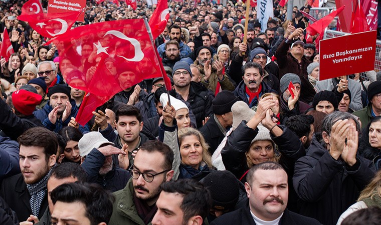 CHP’den demokrasi ve dayanışma mesajı