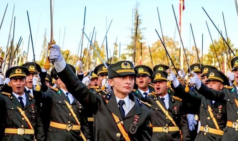 TSK'dan ihracı istenen teğmenler YDK'da bugün savunma yapacak, Kurul'a iki hukuki mütalaa sunuldu