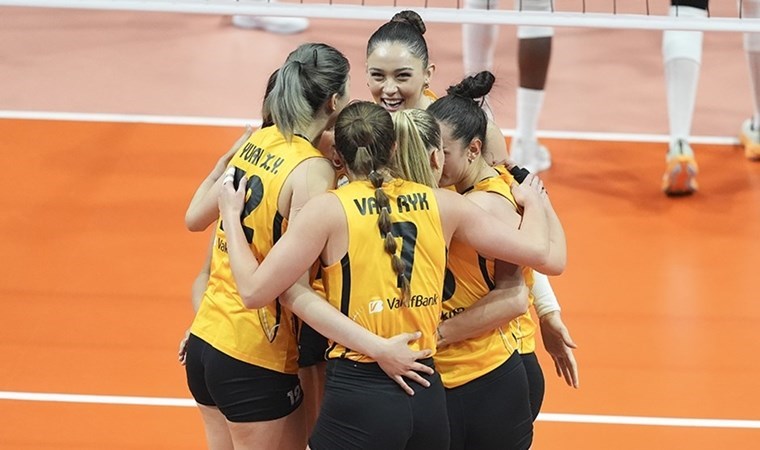 Vakıfbank, lider olarak çeyrek finalde!