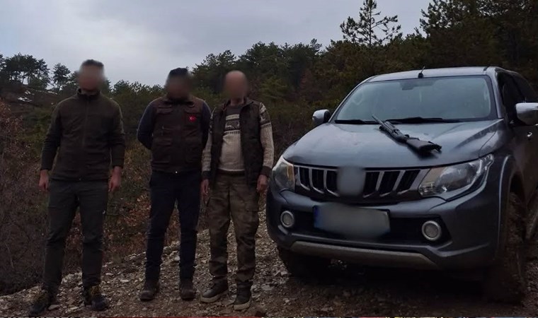 8 tüfeğe el konuldu! Bolu’da 'kaçak avcılık' baskını: 22 kişiye ceza kesildi