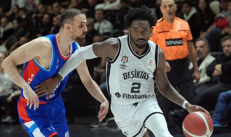 Beşiktaş evinde, Anadolu Efes'i devirdi!