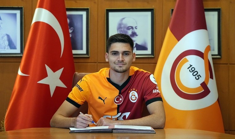 Galatasaray'da iç transferde iki imza!