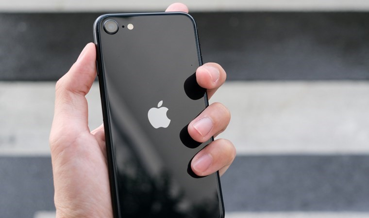 Apple'dan yeni hamle: En ucuz iPhone modeli geliyor! Çıkış tarihi belli oldu...