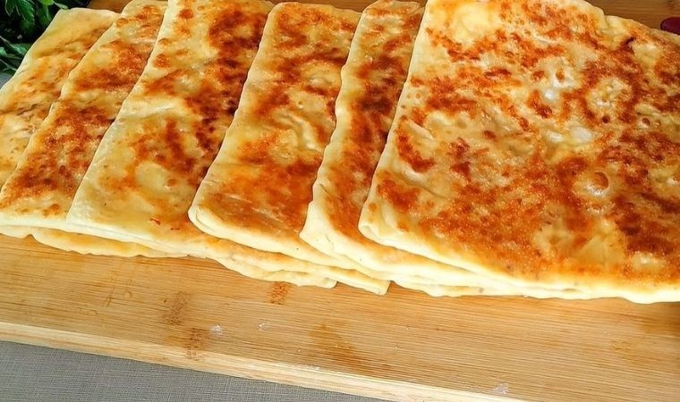 15 dakikada hazırlanan hem leziz hem de pratik börek: Dönderme tarifi