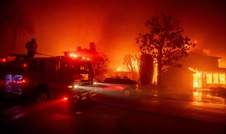 Los Angeles orman yangınlarının ekonomik kaybı büyüyor: 50 milyar doları aştı!