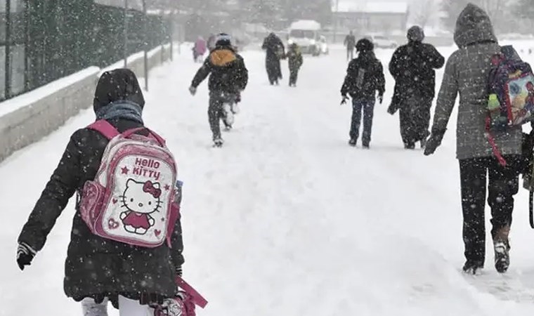 İstanbul'da 9 ilçede okullar tatil edildi