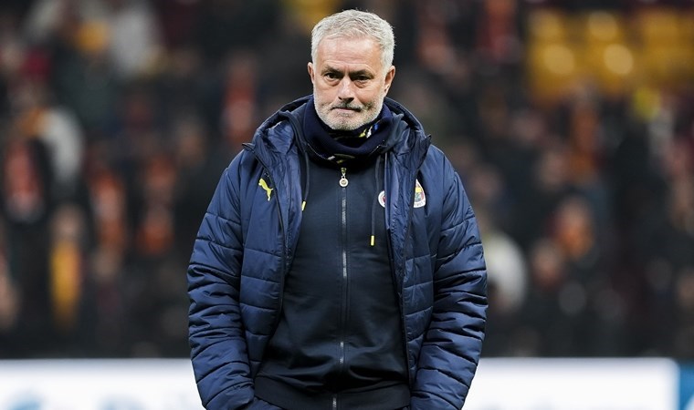 Mourinho, İngiliz basınına konuştu: 'Lig şampiyonluğu imkansız'