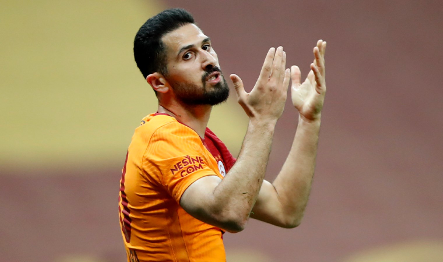 Galatasaray Emre Akbabanın Sözleşmesini Uzattı Son Dakika Spor