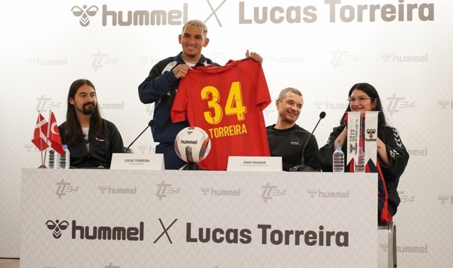 Hummel'ın marka elçisi Lucas Torreira oldu