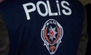 Van'da bir polis ölü bulundu