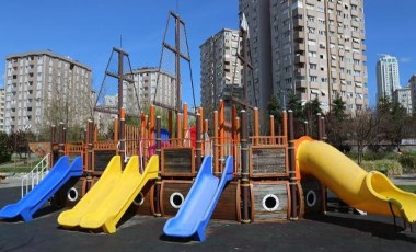 Ataşehir Belediyesi'nden çocuk parklarına yakın takip