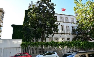 Atatürk’ü ağırlayan tarihi İzmir Vali Konağı, evsizlere kaldı