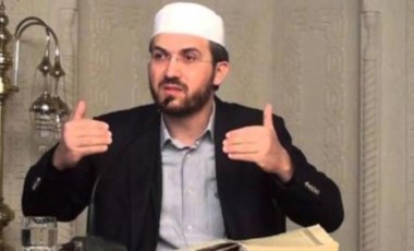 Diyanet'ten kovulan İhsan Şenocak lise açıyor