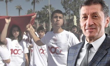 Bakan Ziya Selçuk'un İzmir Marşı yalanı