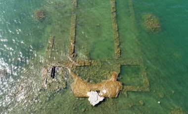 Göl çekildi, 1500 yıllık bazilika ortaya çıktı