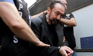 Adnan Oktar'ın Ankara'daki evlerinden milyon dolarlık 'fosil' çıktı