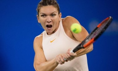 Simona Halep'ten Fransa Açık'a erken veda