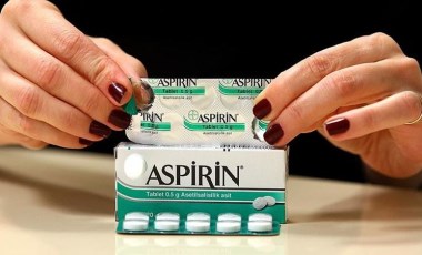 Covid-19 tedavisinde 'Hekime başvurmadan aspirin kullanmayın' uyarısı