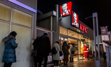 Noel'de KFC çılgınlığı: Japonların bu ritüelini ülkedeki yabancılar şaşkınlıkla izliyor