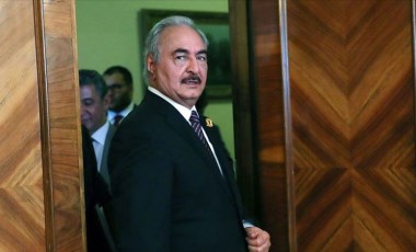 Hafter'den Türkiye'ye savaş tehdidi