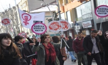 '2020 yılında en az 297 kadın katledildi, 161 kadın da şüpheli şekilde öldü'