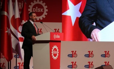 DİSK Genel Sekreteri Cafer Konca: Bıçak kemikte...