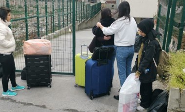 İki öğrenci yurdu daha koronavirüs karantinası için boşaltılıyor