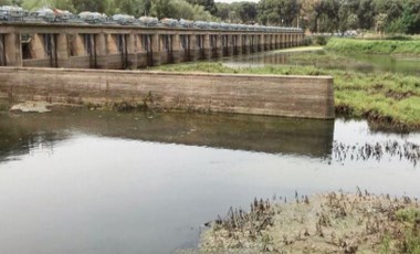 Gediz Nehri'nden pis kokular geliyor