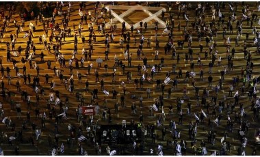 İsrail solundan Netenyahu'ya koalisyon protestosu