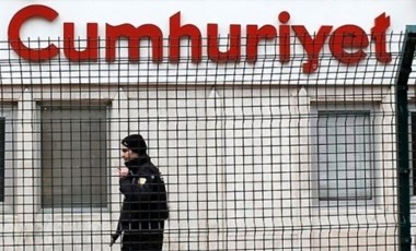 Türkiye’nin önde gelen hukukçuları Cumhuriyet’e verilen cezaları değerlendiriyor-6