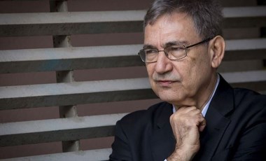 Orhan Pamuk: Ayasofya'yı yeniden camiye çevirmek, dünyanın geri kalanına 'artık seküler değiliz' demektir