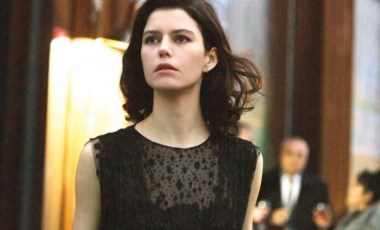 Beren Saat: Netflix'i kapatsanız da eşcinseller var