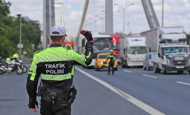 Emniyet, cuma günü ibadete açılacak olan Ayasofya için kapatılacak yolları açıkladı