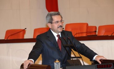 Eski AKP'li vekil Ankara Üniversitesi rektörü oldu