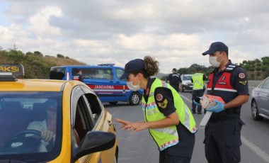 İçişleri Bakanlığının genelgesi kapsamında İstanbul'da Covid-19 tedbirleri denetimi başladı