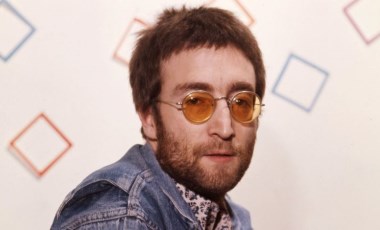 John Lennon'ın katili, 'alçakça eylemi' nedeniyle özür diledi