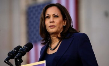 Kamala Harris'li Vogue kapağına 'beyazlatma' tepkisi