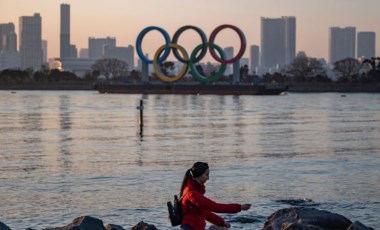 Tokyo Olimpiyatları: Japonya Başbakanı Suga, artan koronavirüs vakalarına rağmen olimpiyatların 2021 yazında yapılacağını söyledi