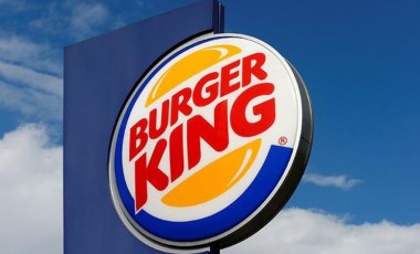 Burger King, 20 yıl aradan sonra logosunu değiştirdi